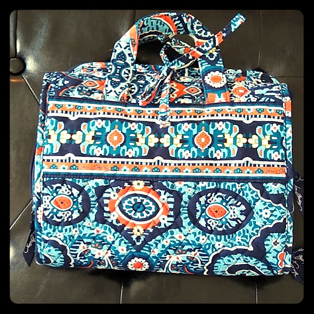 Vera Bradley travel hygiene bag